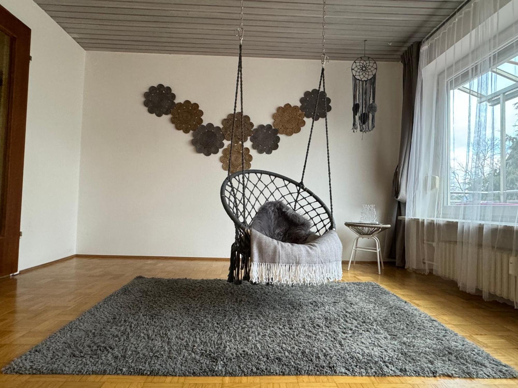 Fewo Boho 110 Qm Mit Bergblick 3 Min Bahnhof Apartamento Laufen Exterior foto