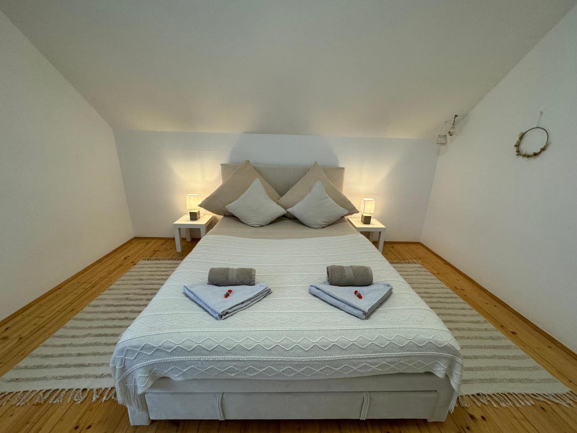 Fewo Boho 110 Qm Mit Bergblick 3 Min Bahnhof Apartamento Laufen Exterior foto