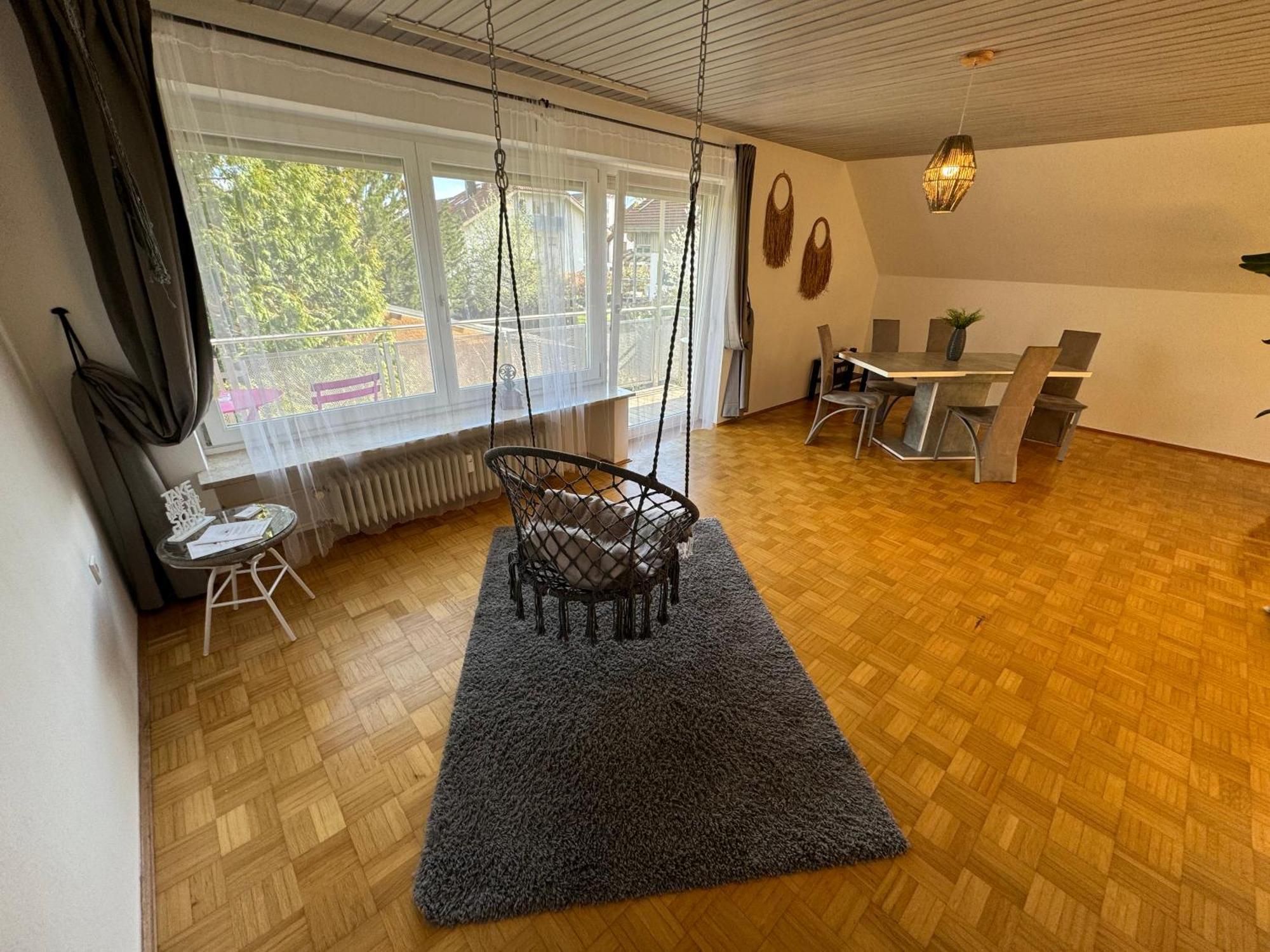 Fewo Boho 110 Qm Mit Bergblick 3 Min Bahnhof Apartamento Laufen Exterior foto